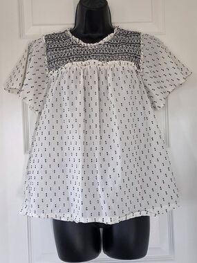 LC Lauren Conrad White Short Sleeve Smocked Yoke Blouse with Black Dot Print